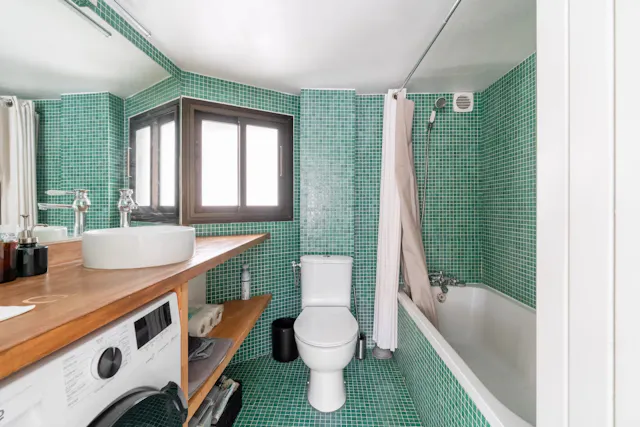 41 m² Carrez duplex 2-room flat redone by an architect, Wagram