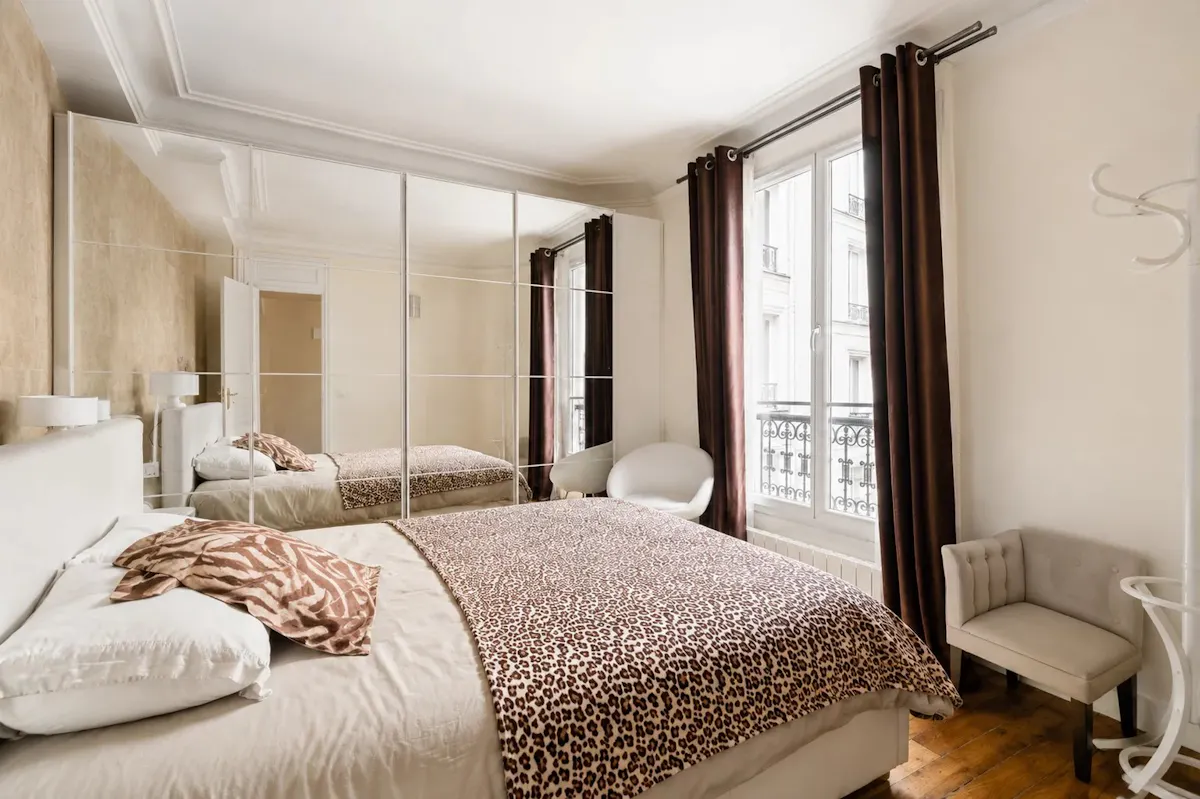 Duplex 5 pièces 120 m², Paris 5e, vue 2