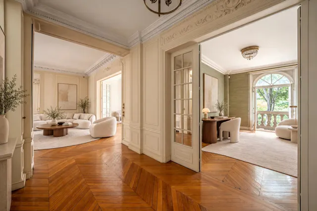 6 pièces 281 m², Paris 7e