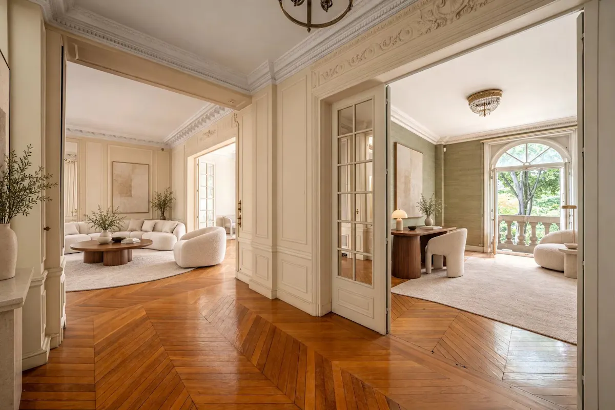 6 pièces 281 m², Paris 7e
