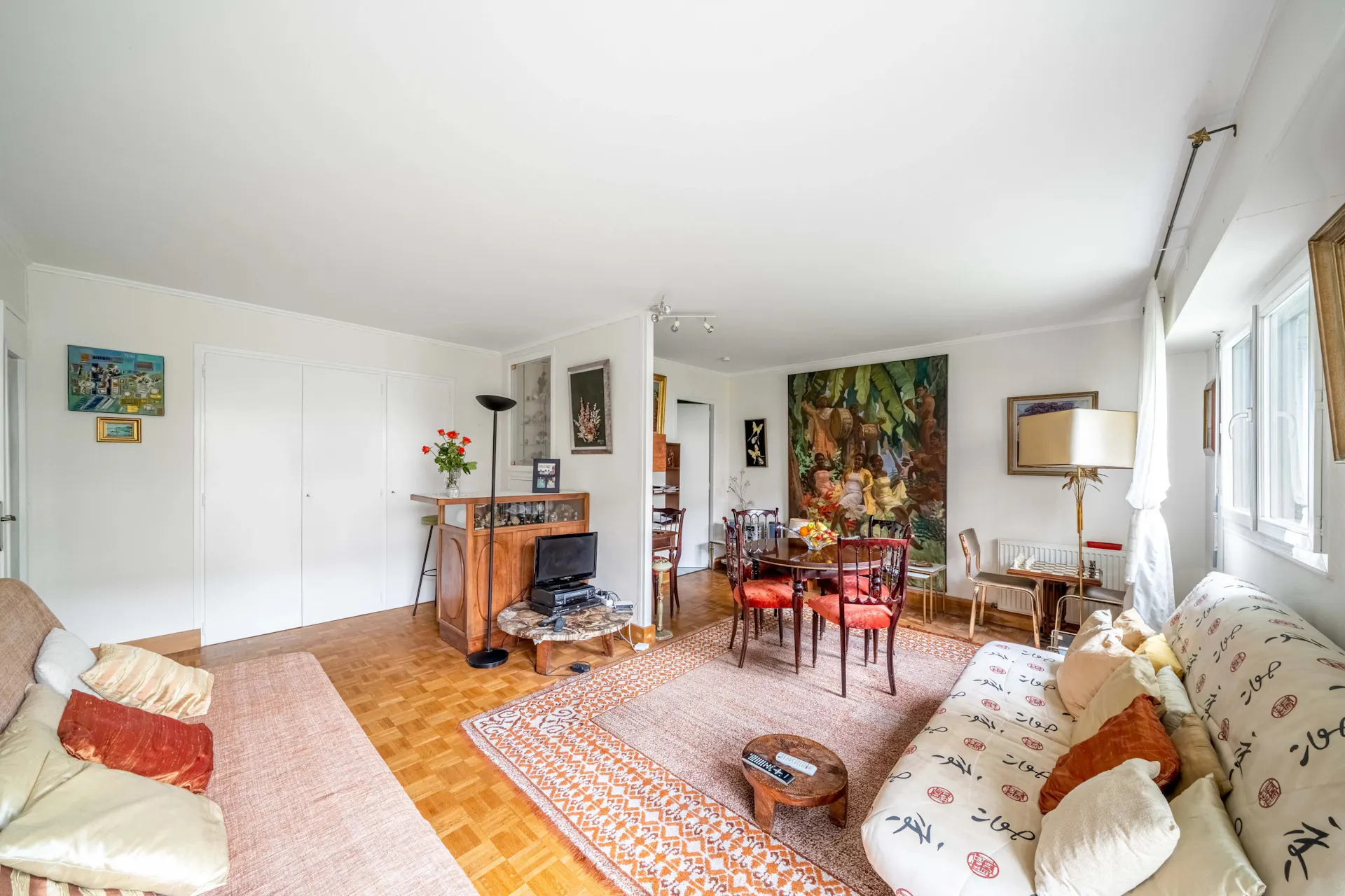 2 pièces de 44 m² avec jardin de 75 m², métro Convention