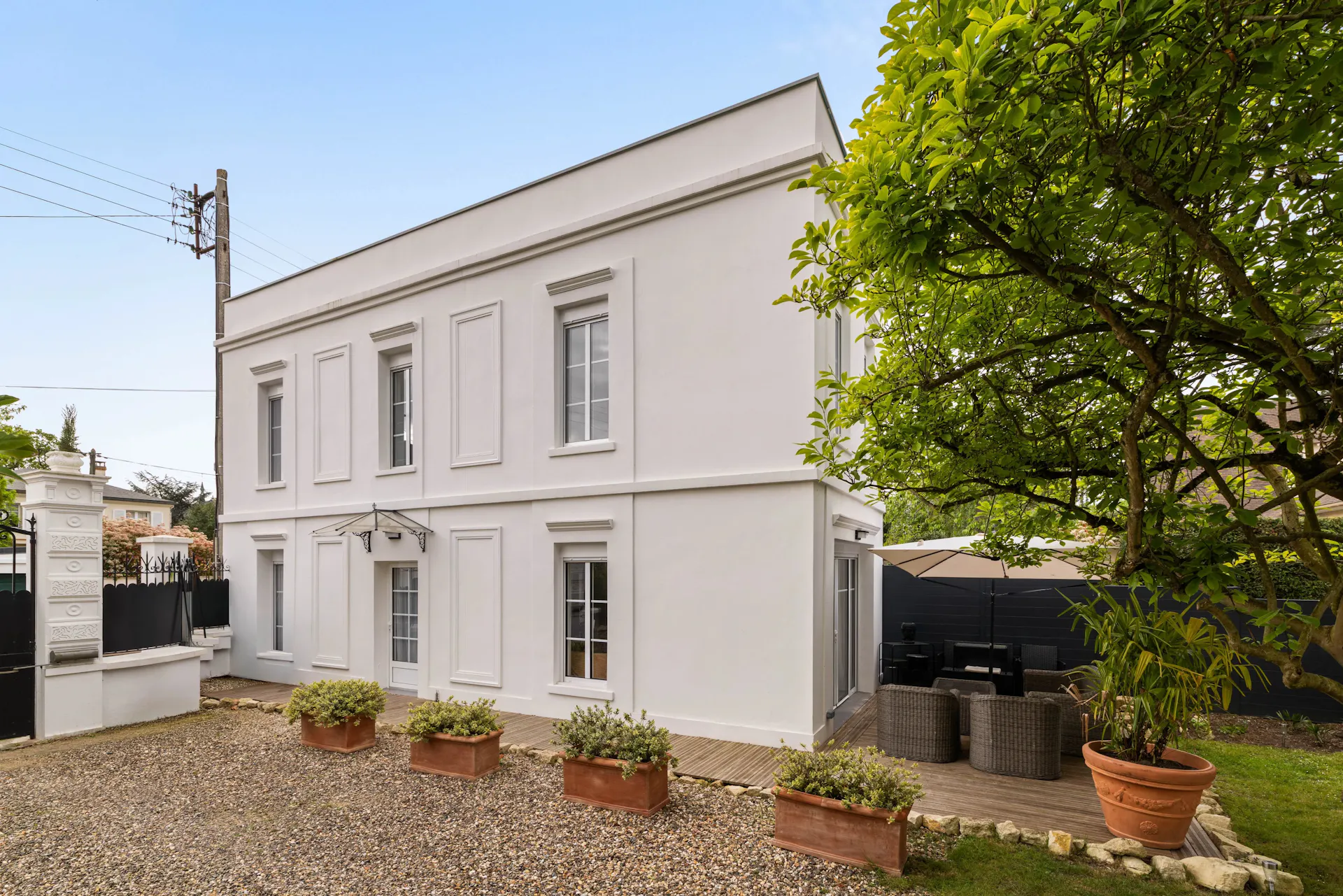 Mansart-style mansion with 2,800 m² grounds, Le Vésinet
