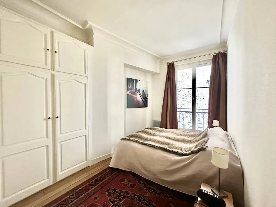 3 pièces 50 m², École-Militaire, Paris 7e