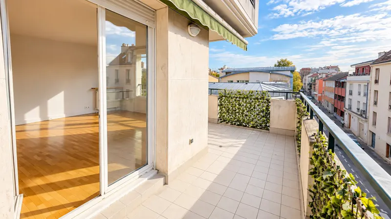 83 m² flat with terrace, Montrouge