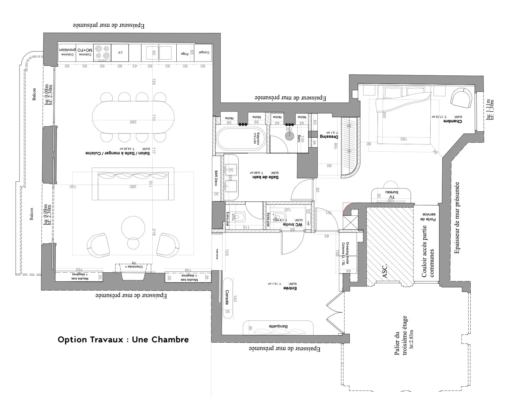 91 m² 3-room flat to renovate with 7 m² balcony, avenue Montaigne