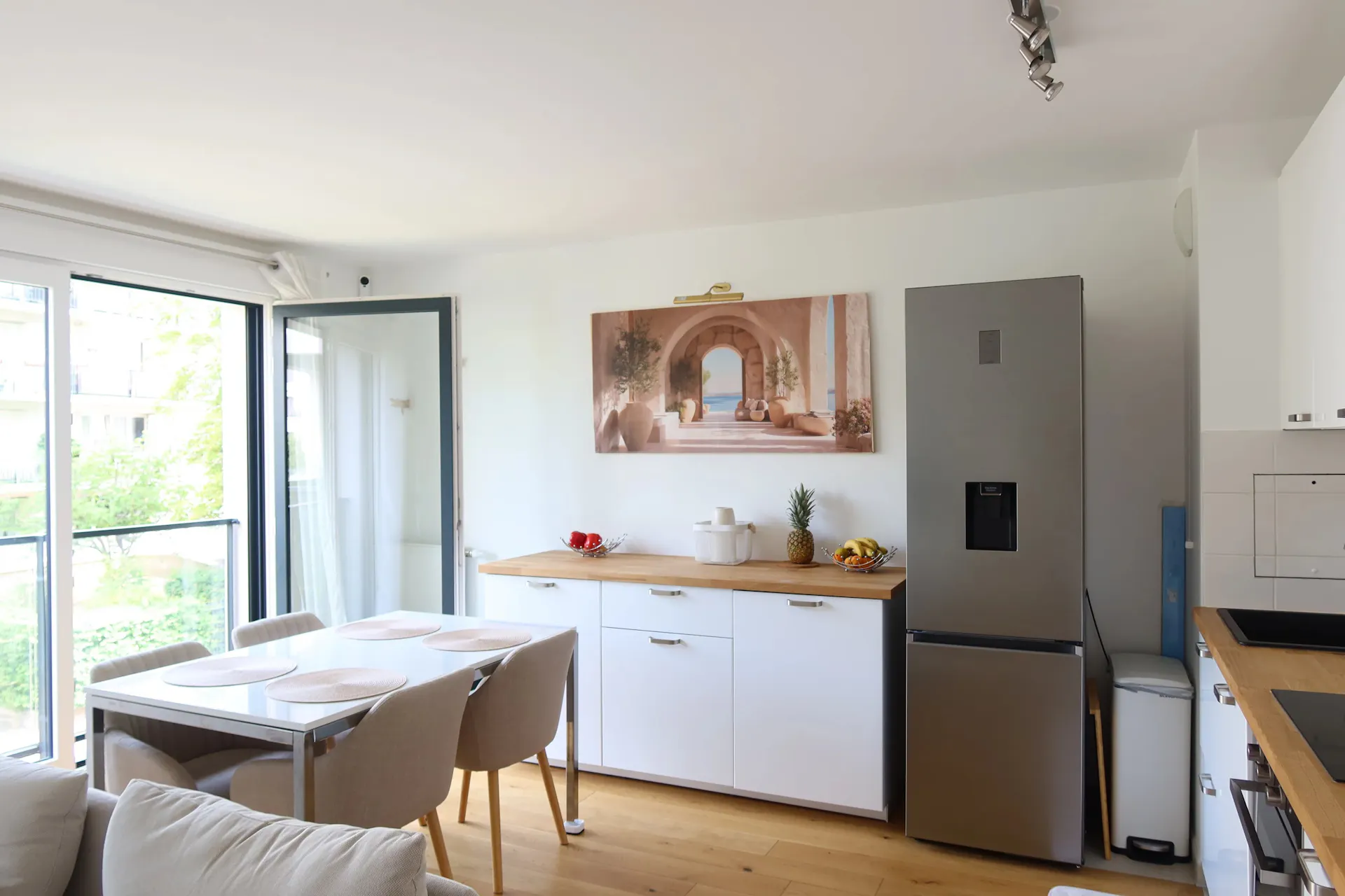 New 3 rooms with balcony, Pasteur-Magenta, Saint-Cloud