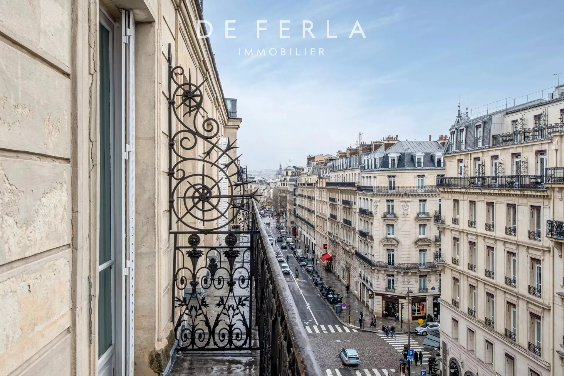 Paris 8th: green spaces, buildings and outdoor space