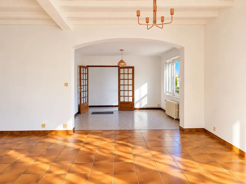 108 m² house to renovate with garden, Anglet