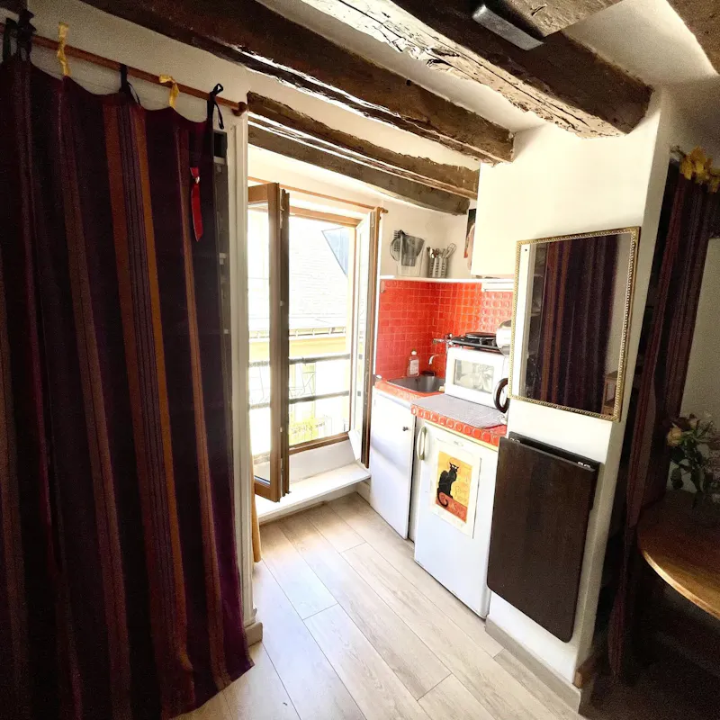 Appartement 14 m², Monnaie, Paris 6e, vue 2