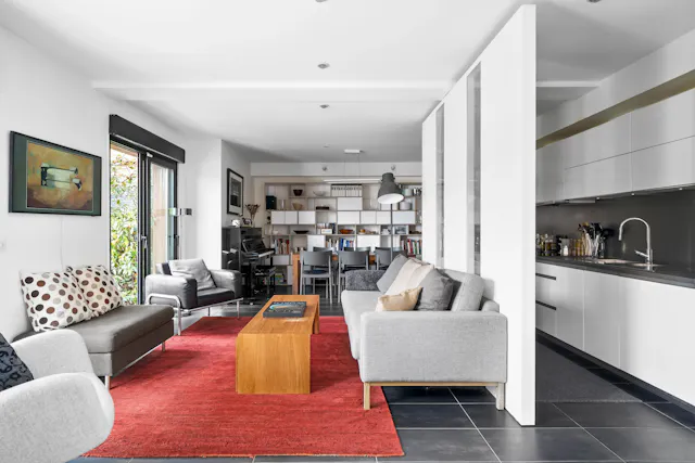 126 m² timber house with terrace, Paris 14th