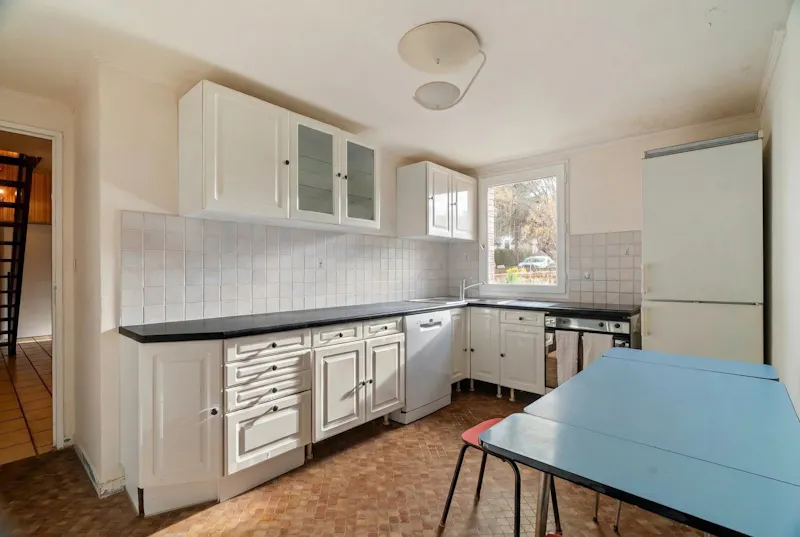 150 m² house with garden, Guyancourt